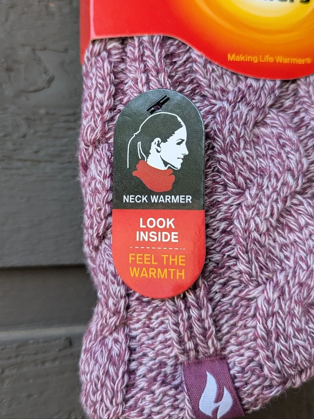 NWT Heat Holders Thermal Neck Warmer Burgundy Red One Size